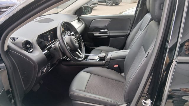 MERCEDES-BENZ GLA 180 usata, con Boardcomputer