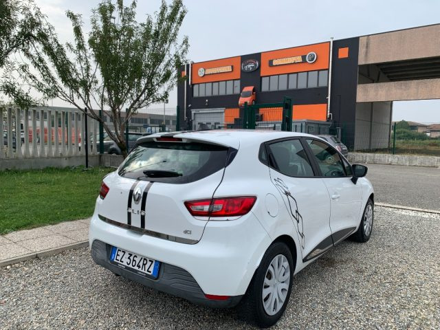 RENAULT Clio usata, con Alzacristalli elettrici