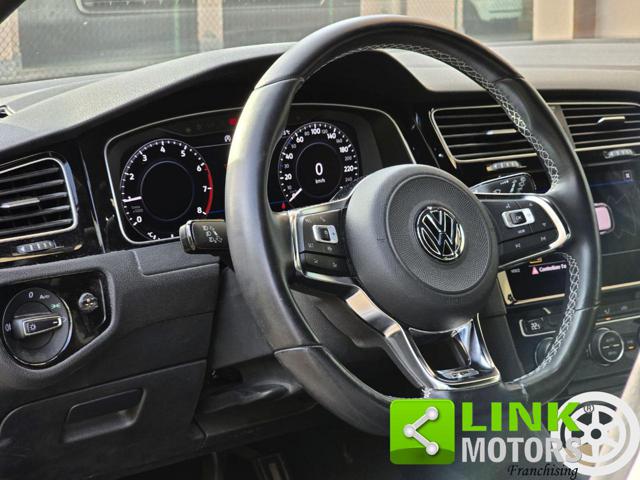 VOLKSWAGEN Golf usata, con Touch screen