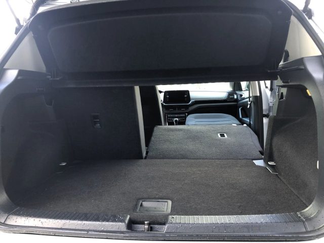 VOLKSWAGEN T-Cross usata, con Schermo multifunzione interamente digitale