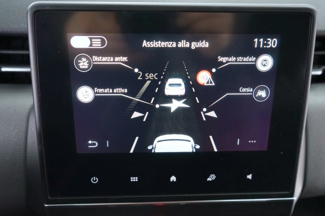 RENAULT Clio usata, con Controllo trazione