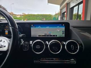 MERCEDES-BENZ GLA 200 usata, con USB