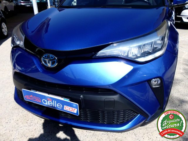 TOYOTA C-HR usata, con Sensori di parcheggio posteriori