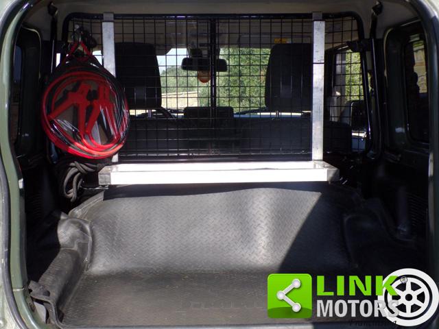 SUZUKI Jimny usata, con Vivavoce