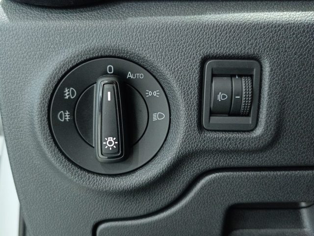 SKODA Fabia usata, con Bracciolo