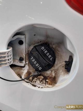 HYUNDAI iX35 usata, con Specchietti laterali elettrici