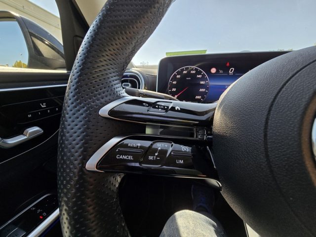 MERCEDES-BENZ C 220 usata, con Cronologia tagliandi