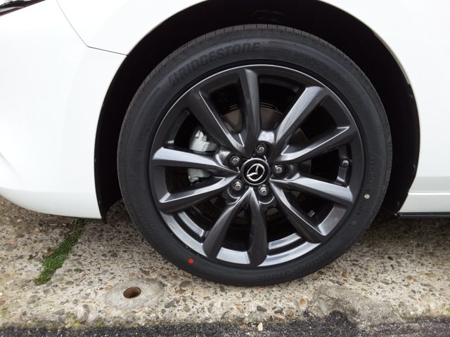 MAZDA 3 usata, con Alzacristalli elettrici