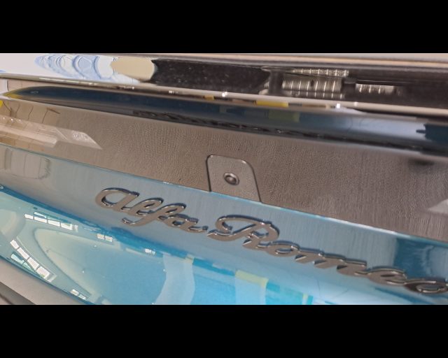 ALFA ROMEO Junior usata, con Telecamera per parcheggio assistito