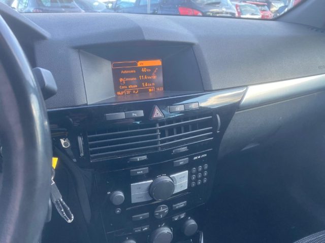 OPEL Astra usata, con Climatizzatore