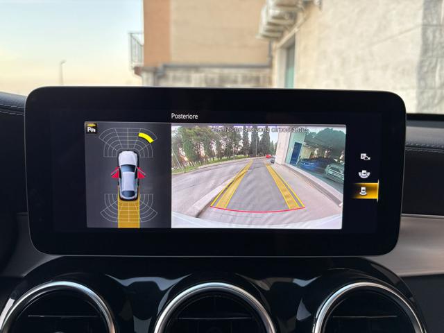 MERCEDES-BENZ GLC 220 usata, con Leve al volante