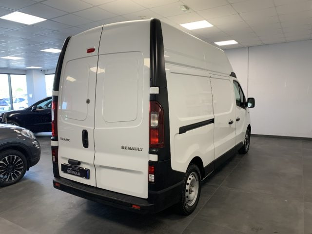 RENAULT Trafic usata, con Alzacristalli elettrici