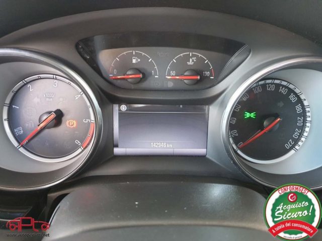 OPEL Astra usata, con Autoradio