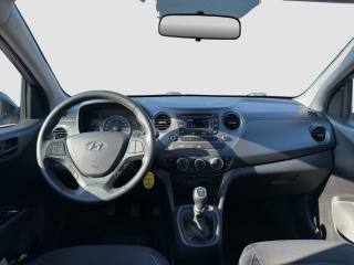 HYUNDAI i10 usata 11