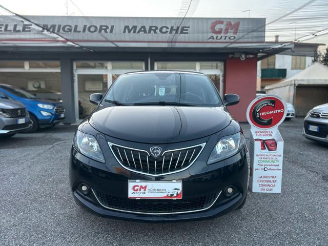 LANCIA Ypsilon usata, con Airbag