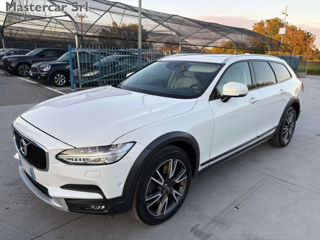 VOLVO V90 Cross Country usata, con Airbag