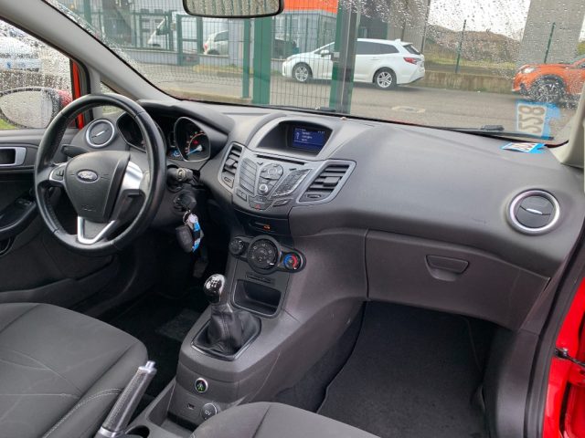 FORD Fiesta usata, con ESP