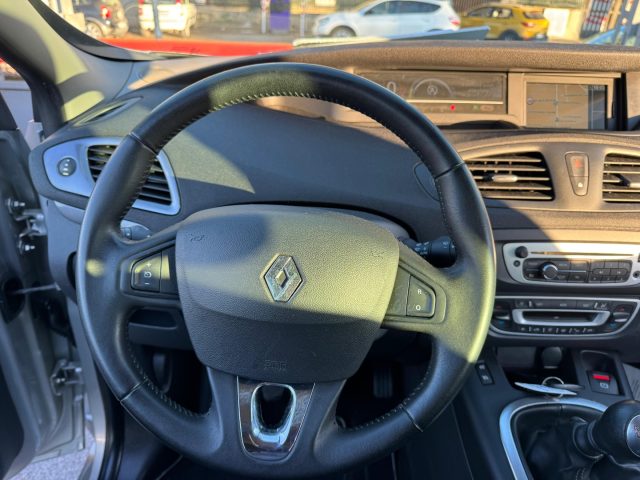 RENAULT Scenic usata, con Autoradio