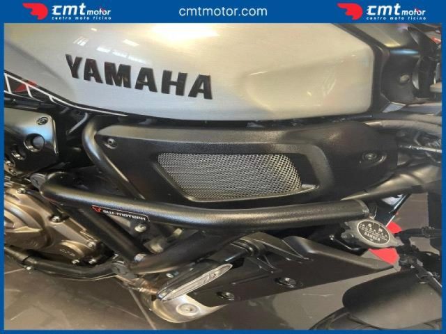 YAMAHA XSR 700 usata 7