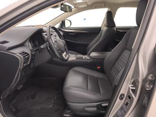 LEXUS NX 300h usata, con Controllo automatico clima