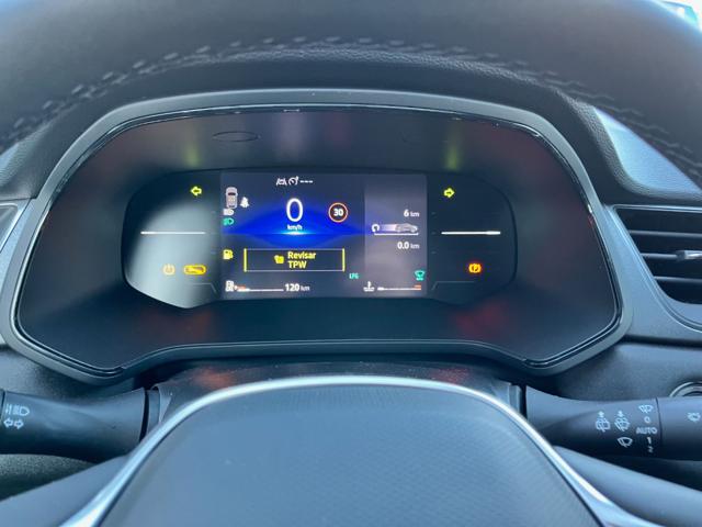 RENAULT Captur usata 9