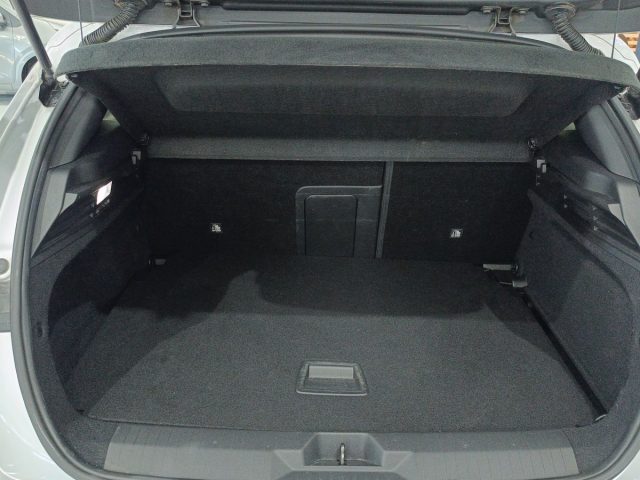 OPEL Astra usata, con Servosterzo