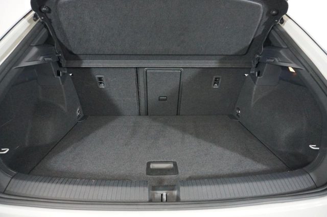 VOLKSWAGEN T-Roc usata, con ESP