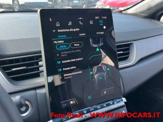 RENAULT Captur usata, con Volante in pelle