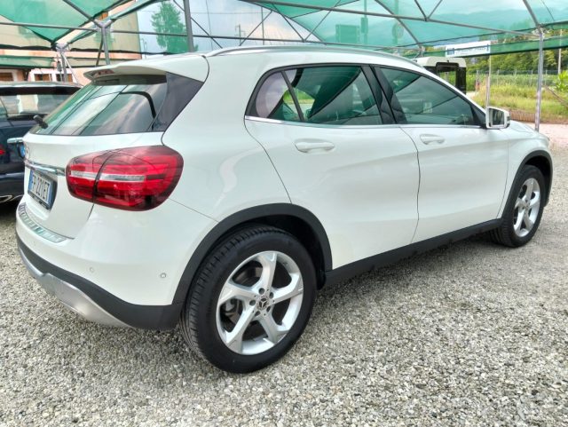 MERCEDES-BENZ GLA 180 usata, con Autoradio