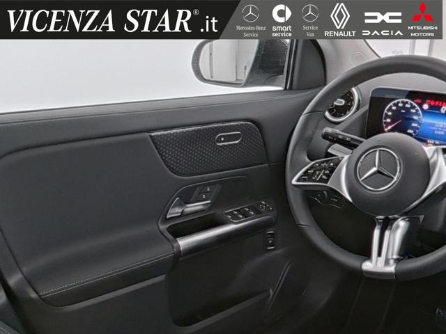 MERCEDES-BENZ GLA 180 usata, con Chiusura centralizzata