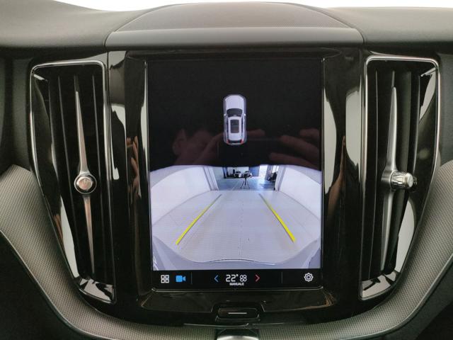 VOLVO XC60 usata, con Sedile posteriore sdoppiato