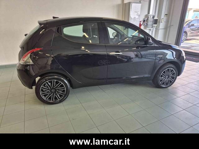 LANCIA Ypsilon usata, con ESP