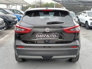 NISSAN Qashqai usata, con USB