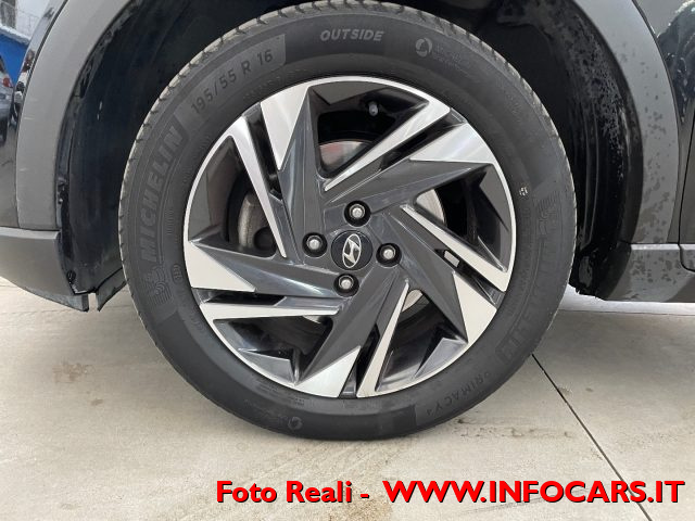 HYUNDAI Bayon usata, con Autoradio digitale