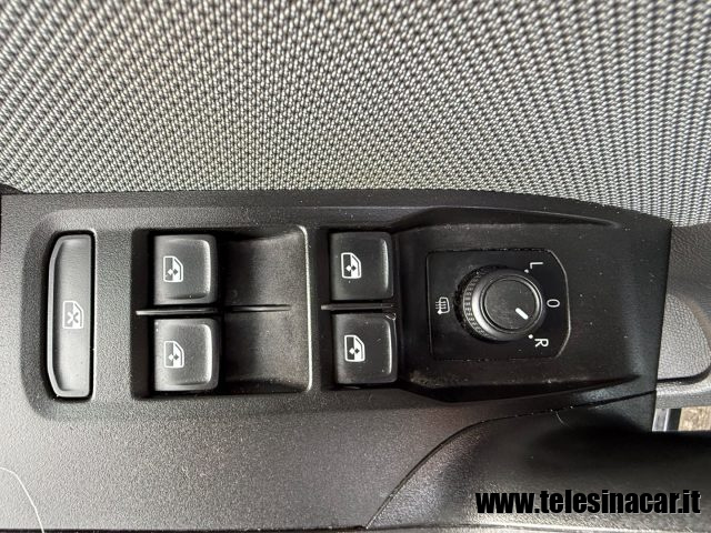 SEAT Leon usata, con Specchietti laterali elettrici