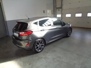 FORD Fiesta usata, con Autoradio