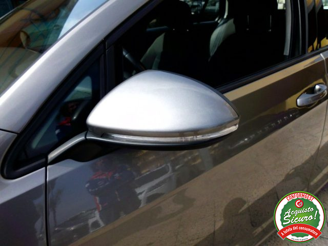 VOLKSWAGEN Golf usata, con MP3