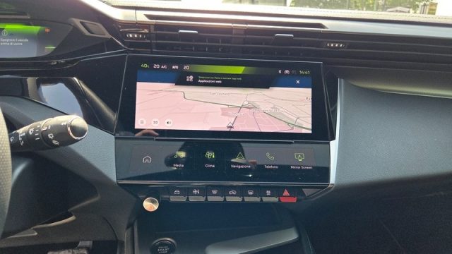 PEUGEOT 308 usata, con Leve al volante