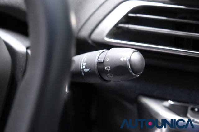 PEUGEOT 3008 usata, con Controllo elettronico della corsia