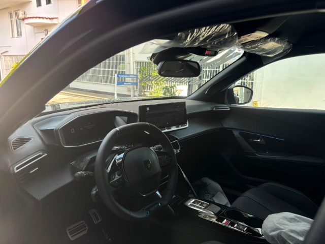PEUGEOT 2008 usata, con Kit antipanne