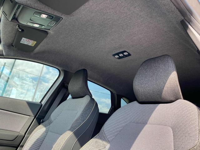 RENAULT Captur usata, con Hill holder