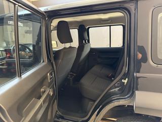 SUZUKI Jimny usata, con Servosterzo