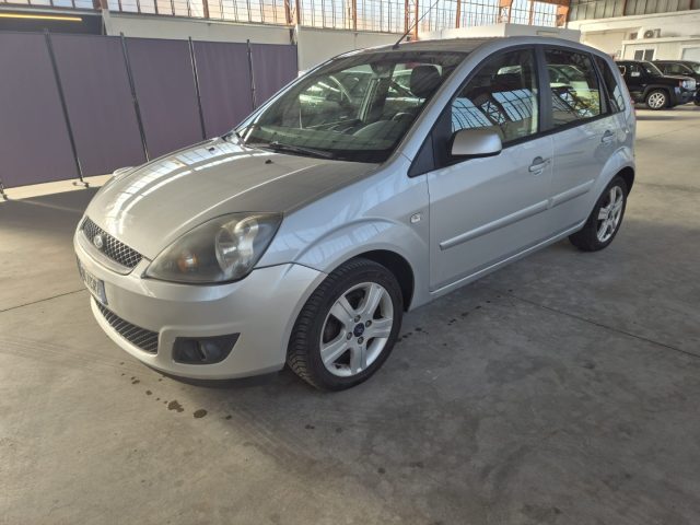 FORD Fiesta usata, con ABS