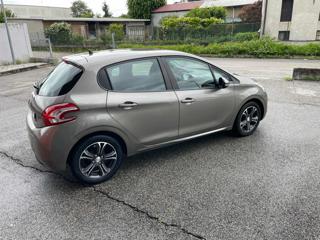PEUGEOT 208 usata, con Airbag Passeggero