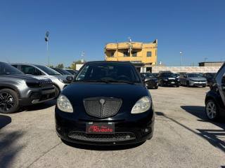 LANCIA Ypsilon usata, con Airbag