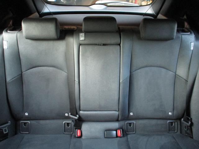 LEXUS UX 250h usata, con Bluetooth