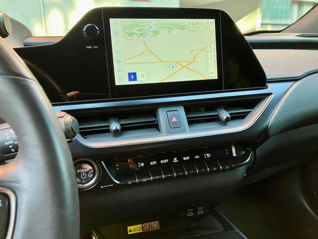 LEXUS UX 250h usata, con ESP