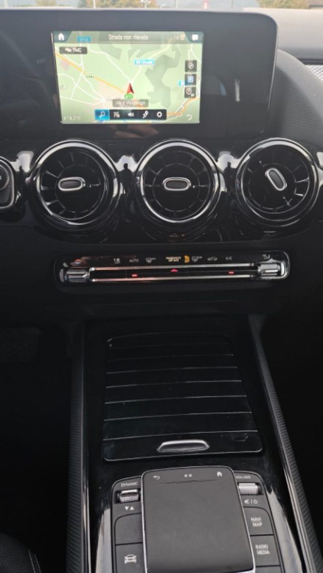 MERCEDES-BENZ GLA 200 usata, con Bluetooth