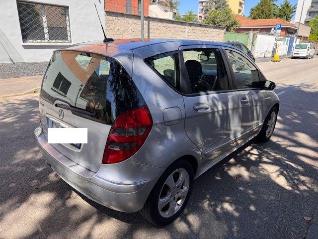 MERCEDES-BENZ A 150 usata, con Airbag laterali