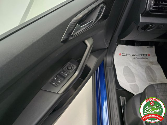 VOLKSWAGEN T-Cross usata, con Specchietti laterali elettrici